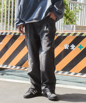 ブラック モデル：180cm L着用