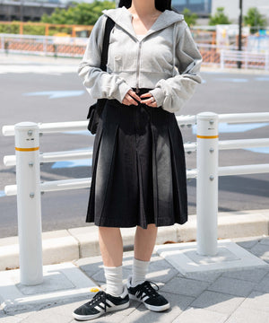 ブラック　モデル:155cm F着用