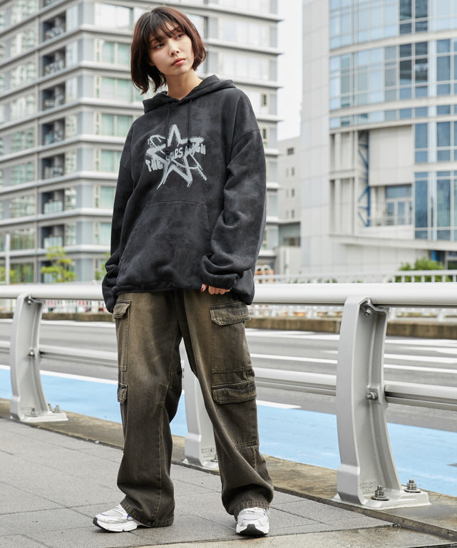 ブラック モデル：160cm L着用