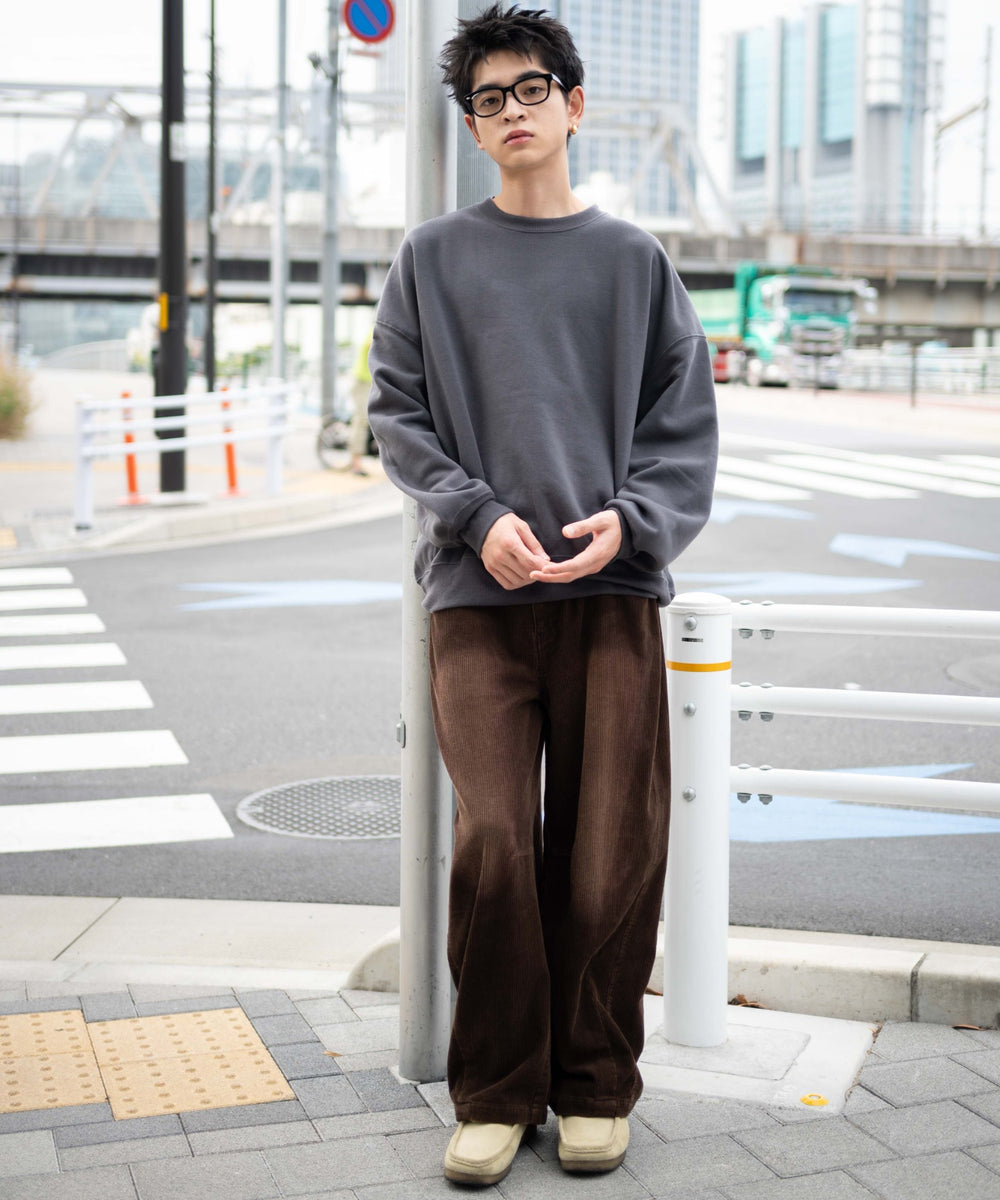 ブラウン モデル：180cm L着用