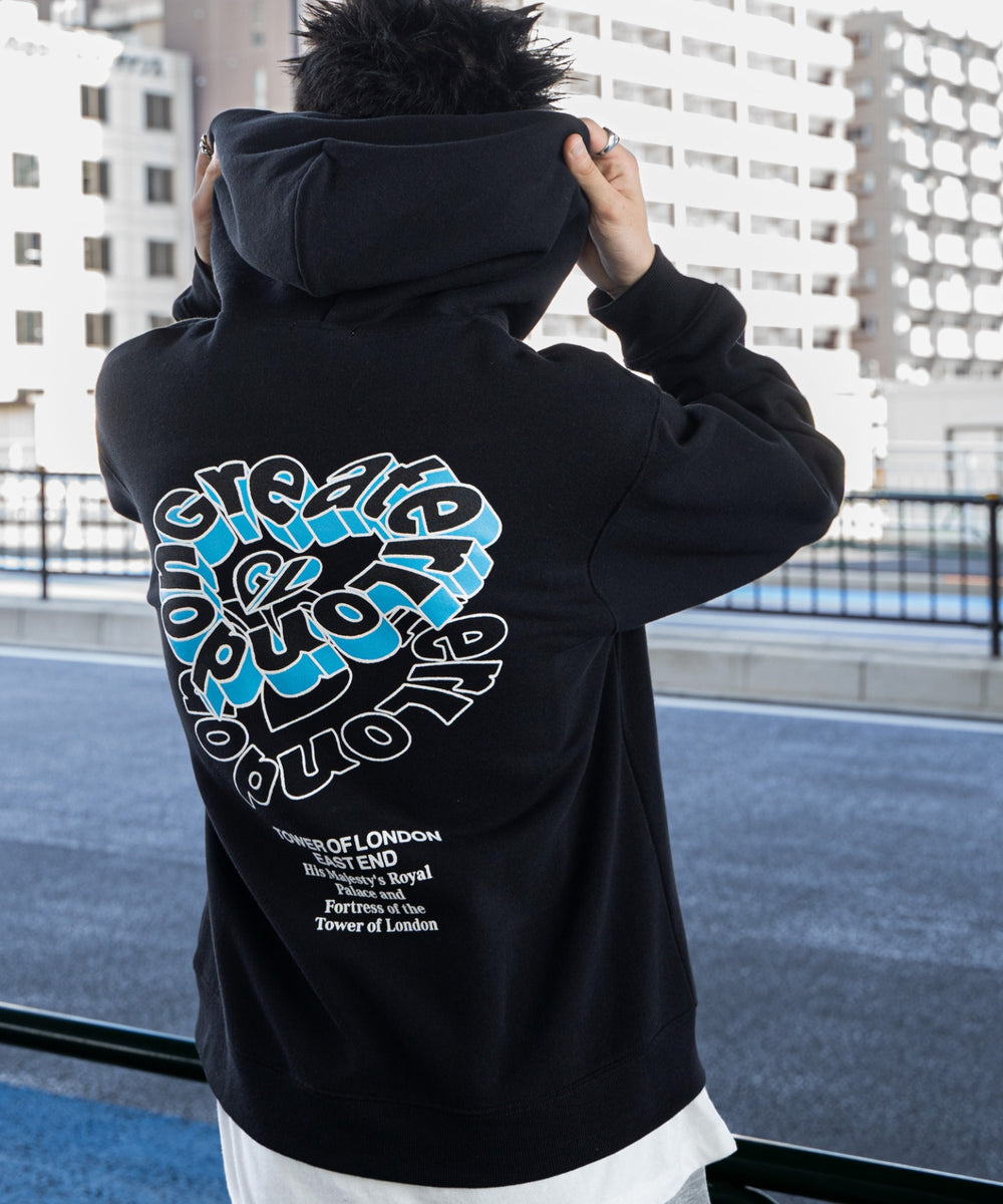 ブラック モデル：180cm L着用