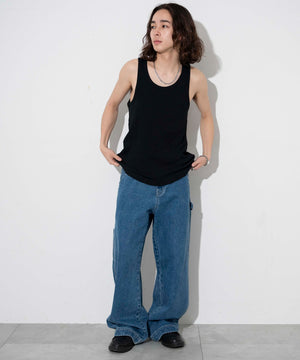 ブラック モデル：174cm L着用