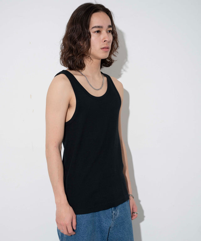 ブラック モデル：174cm L着用