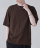 リラックスフィットコットンT/Dブラウン モデル：180cm L着用