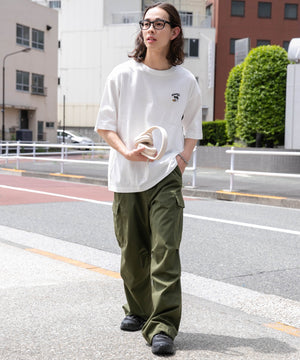 ホワイトその他 モデル：174cm L着用
