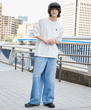 ホワイト モデル：173cm L着用