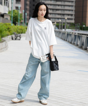 ホワイト モデル：161cm L着用