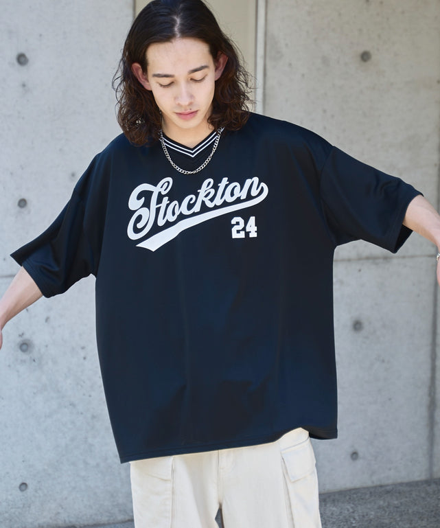 ブラック モデル：174㎝ L着用