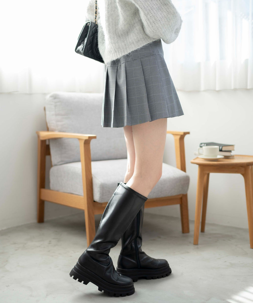 グレー系チェック　モデル:163cm M着用
