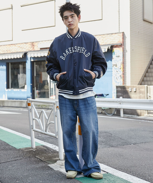 ネイビー　モデル:180cm L着用
