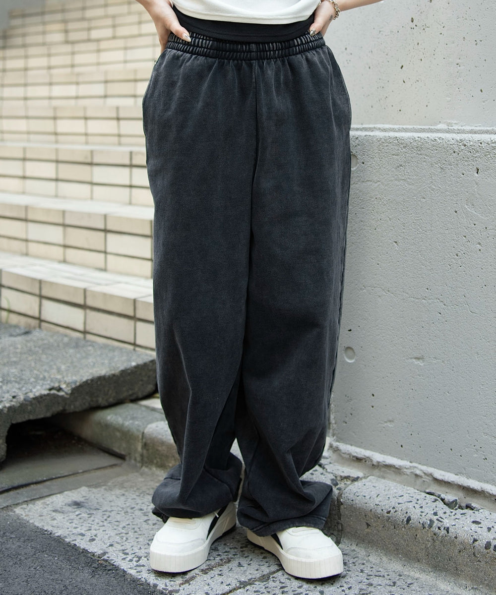 スミクロ　モデル：159cm M着用