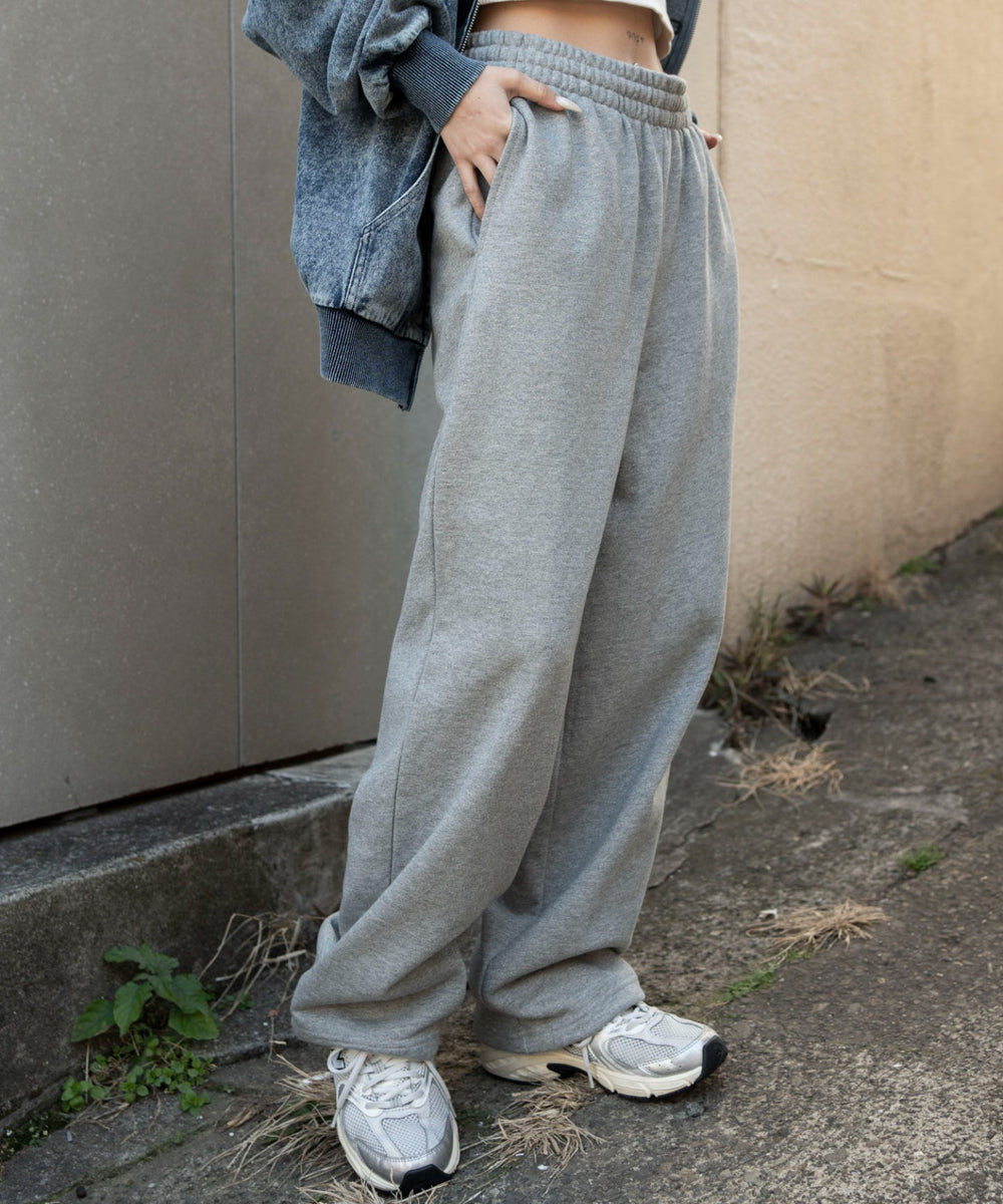 グレーソノタ　モデル：159cm M着用
