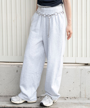 アッシュグレー　モデル：166cm M着用