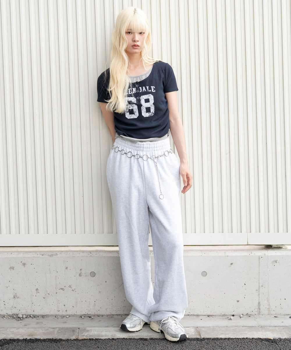 アッシュグレー　モデル：166cm M着用