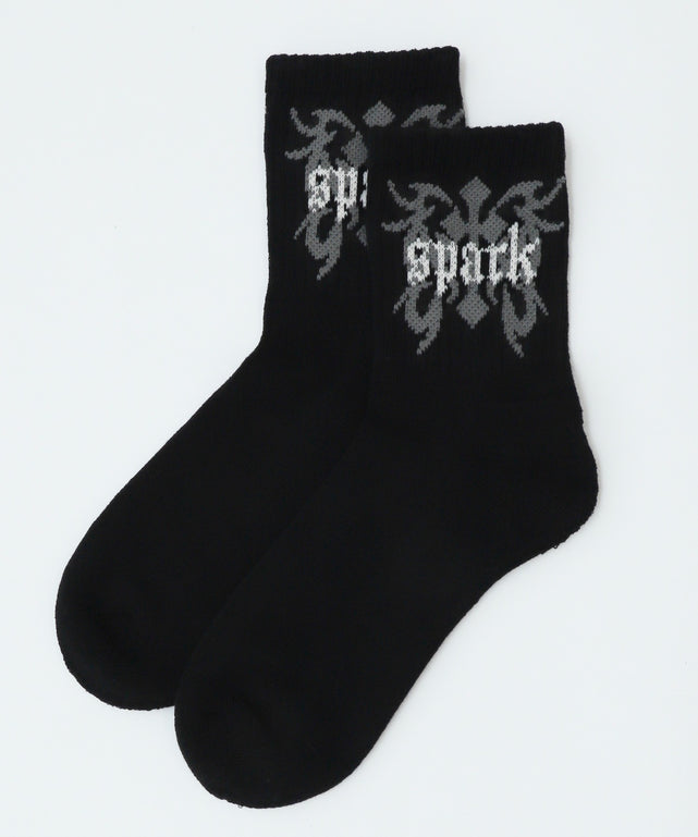 ブラック