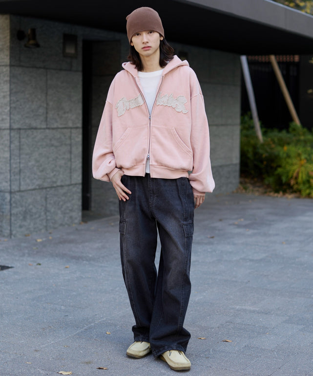 ピンク モデル：175cm L着用