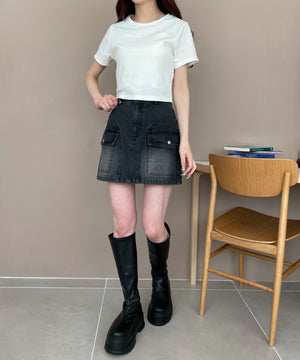 ホワイト モデル：160cm M着用
