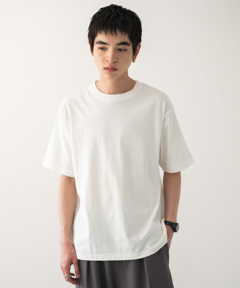 ホワイト　モデル:180cm L着用