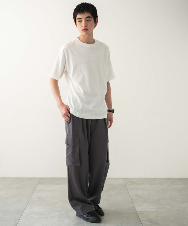 ホワイト　モデル:180cm L着用