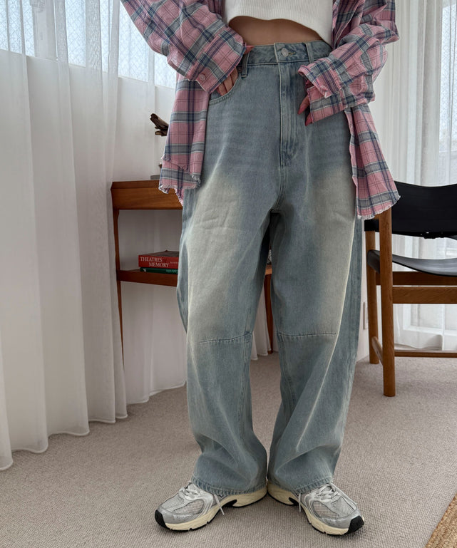 サマーデニムバレルレッグパンツ/デニム淡加工 モデル：160cm M着用