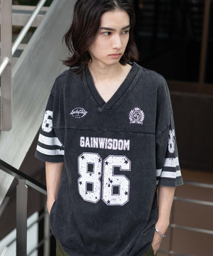 ブラック モデル：175cm L着用