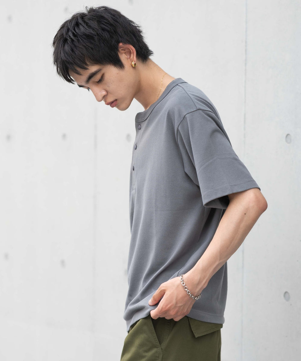 柄1 モデル：180㎝　L着用