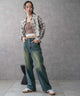 デニム中濃加工 モデル：161cm M着用