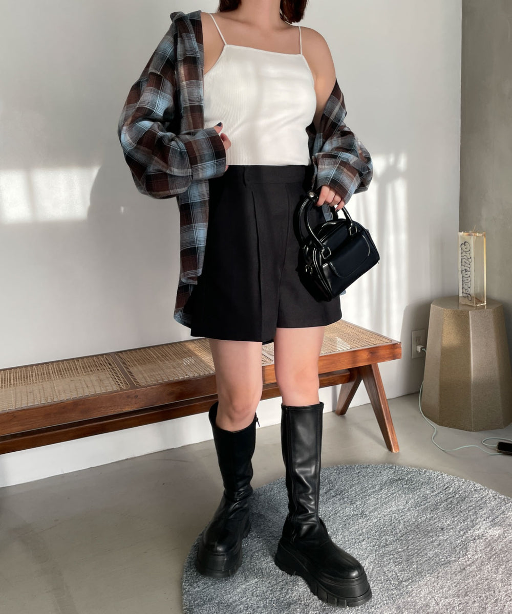 オフホワイト　モデル:155cm　M着用
