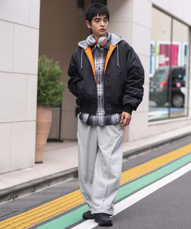 ブラック モデル：180cm L着用