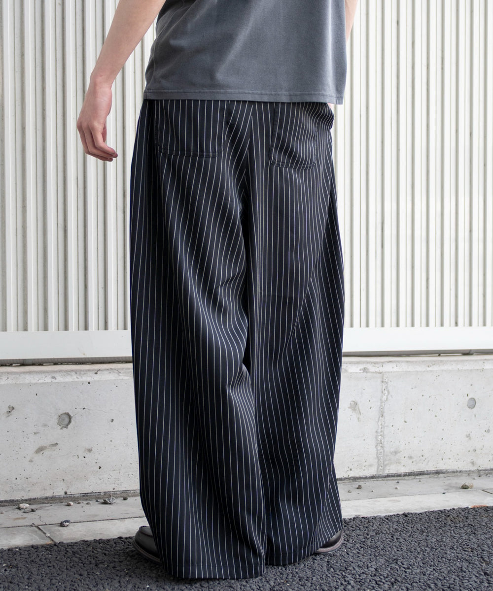 柄1 モデル：182cm L着用
