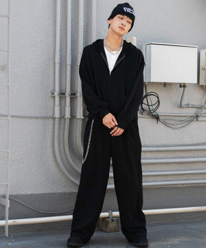 ブラック モデル：180cm L着用