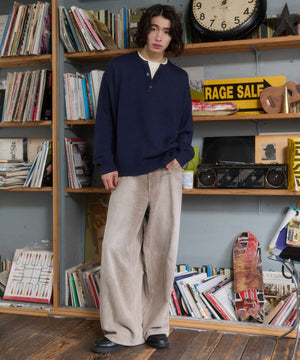 ブラウンソノタ モデル：182cm L着用