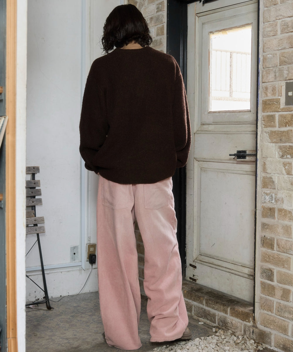ピンクソノタ モデル：182cm L着用
