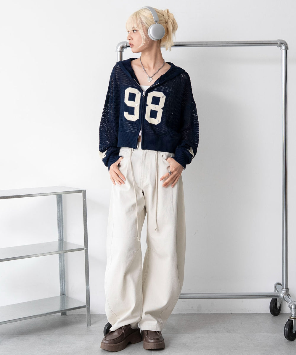 ネイビー　モデル：166cm F着用