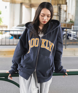 ネイビー　モデル：159cm F着用