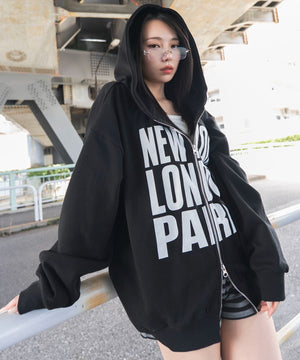 ブラック　モデル：159cm F着用