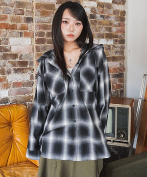 ブラックチェック１　モデル：159cm F着用