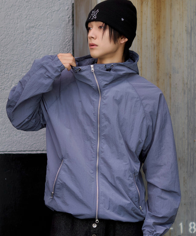 ブルー モデル：175cm L着用