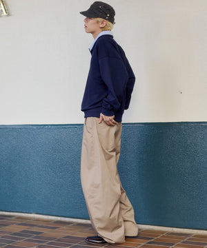 ネイビー モデル：175cm L着用