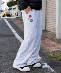 バッジプリントスウェットパンツ