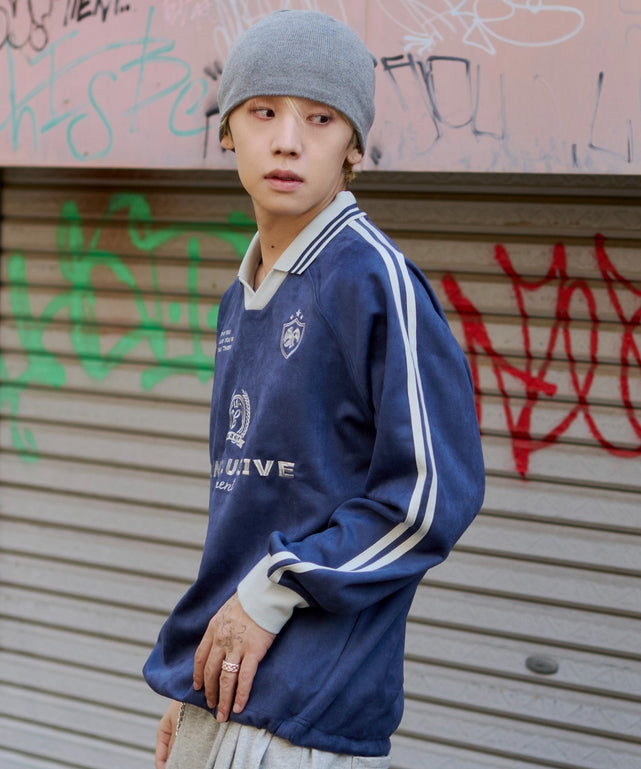 ネイビー モデル：175cm L着用