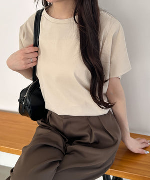 ベージュ モデル：160cm F着用