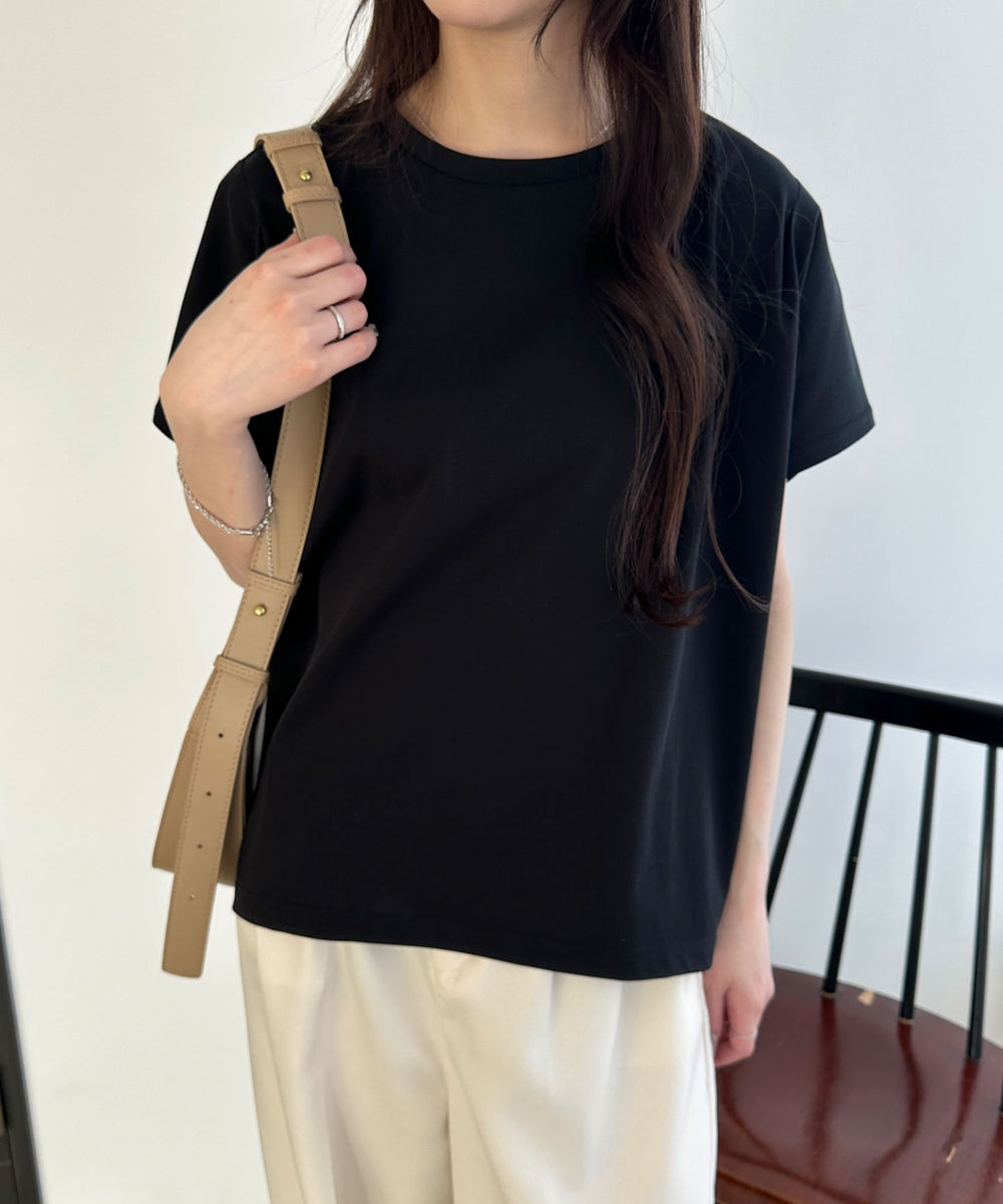 ブラック モデル：160cm F着用