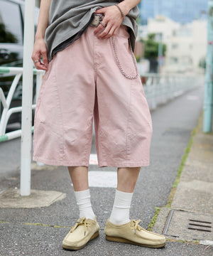 ピンク モデル：182cm L着用
