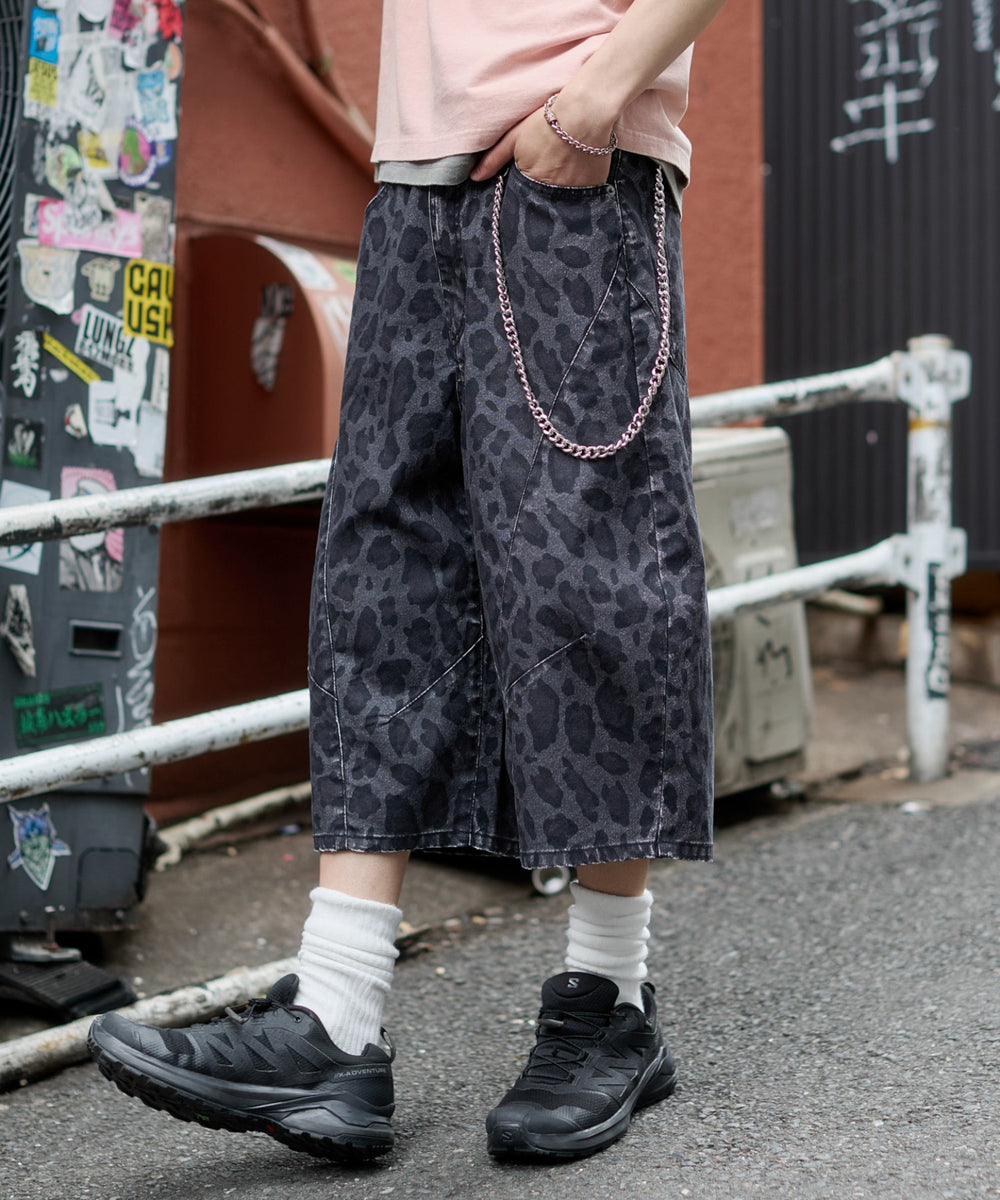 柄2 モデル：182cm L着用