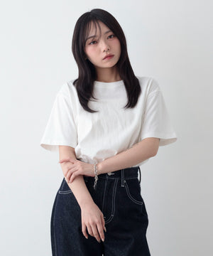 ホワイト　モデル：159cm S着用