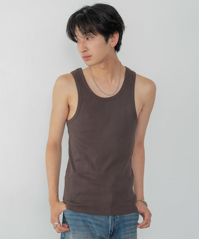 ブラウン モデル：180cm L着用