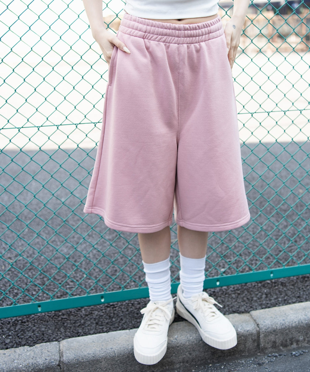 ピンクソノタ モデル：159cm S着用