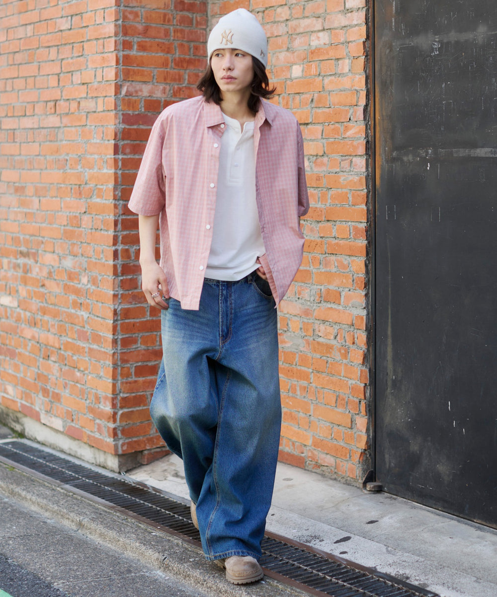 ピンク モデル：182cm L着用