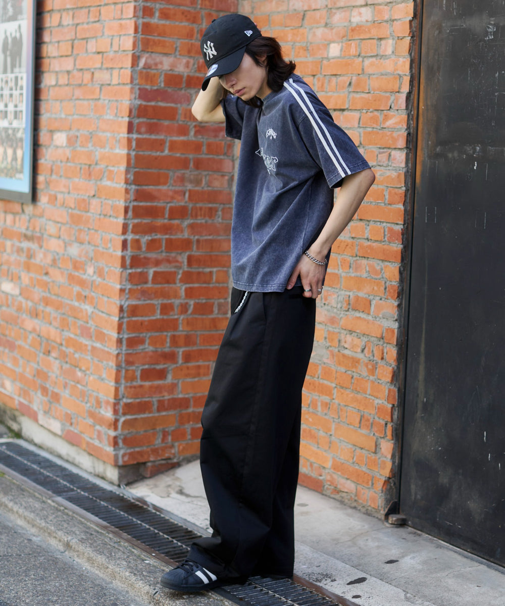ネイビー モデル：182cm L着用